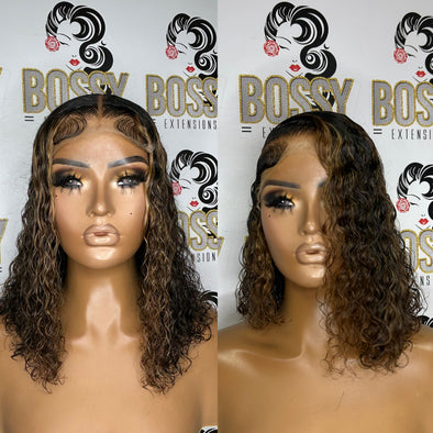 Curly Streaked Dora